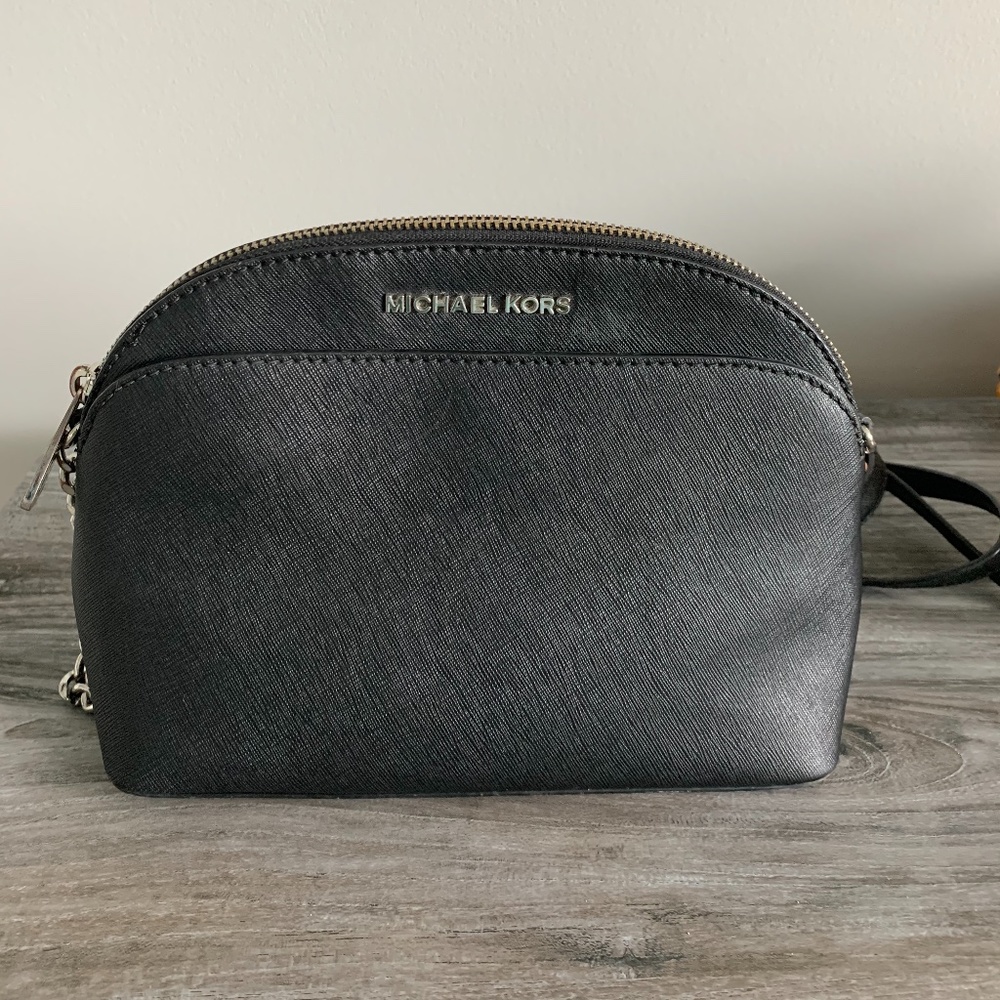 Michael kors crossbody
